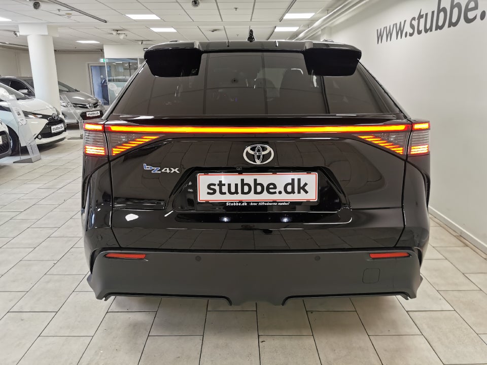 Toyota bZ4X Active 5d