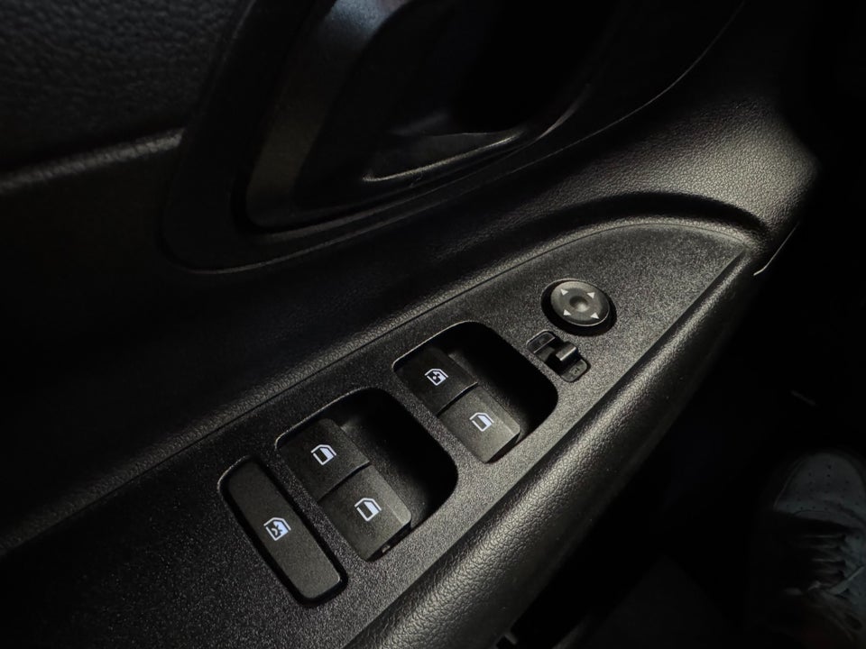 Hyundai i20 1,0 T-GDi Essential 5d