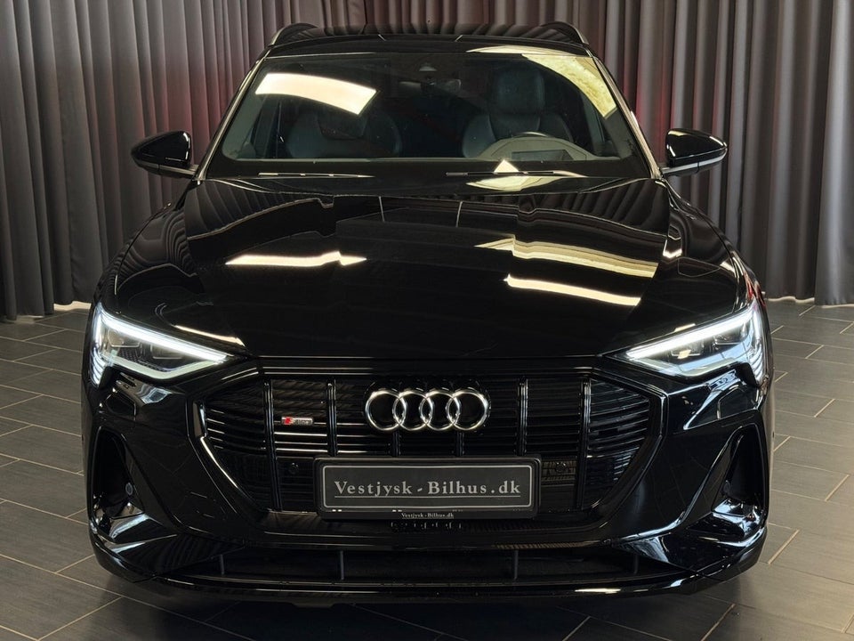 Audi e-tron 55 S-line quattro 5d