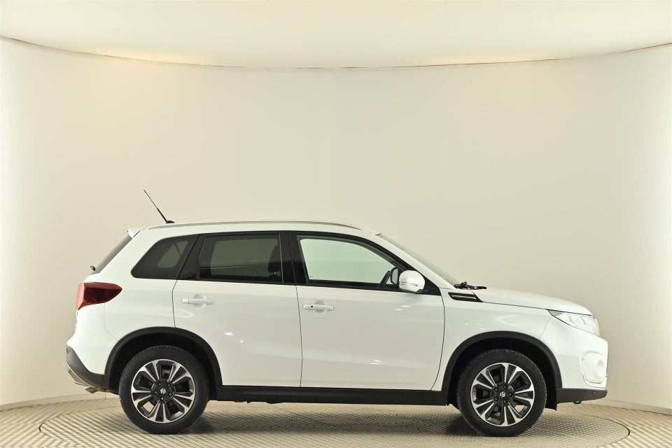 Suzuki Vitara 1,4 mHybrid Adventure 5d