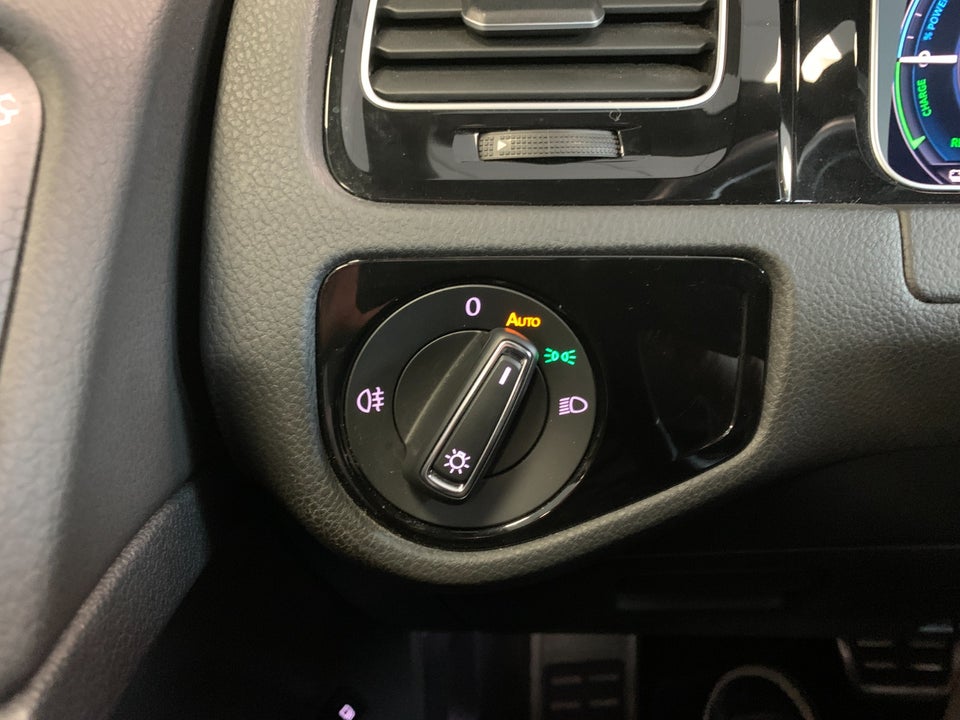 VW Golf VII 1,4 GTE DSG 5d