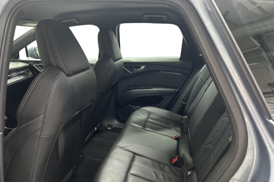Audi Q4 e-tron 50 Attitude quattro 5d