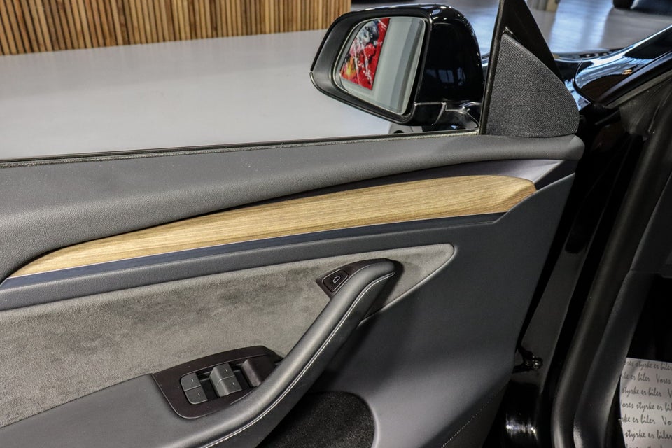 Tesla Model Y Performance AWD 5d