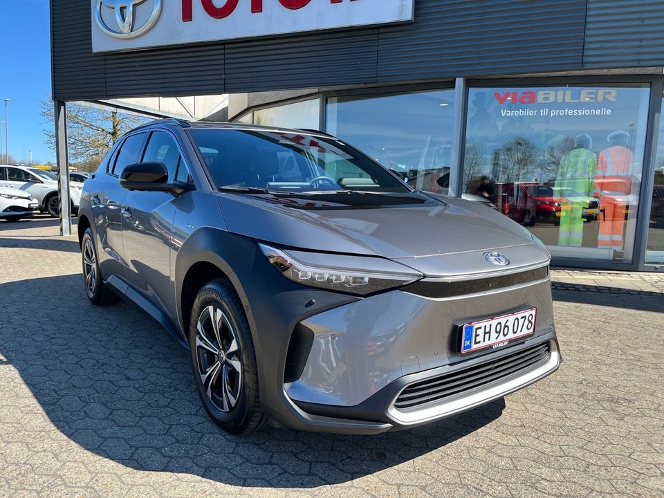Toyota bZ4X Executive Premium 5d
