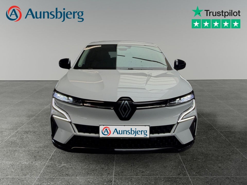 Renault Megane E-Tech 40 Equilibre 5d