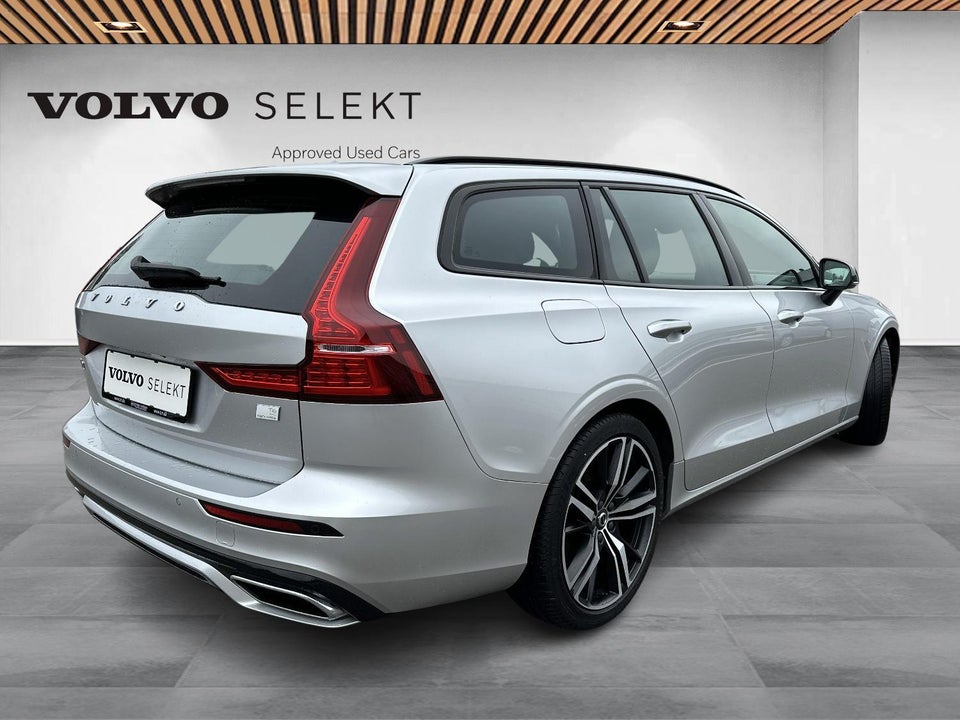 Volvo V60 2,0 T6 ReCharge R-Design aut. AWD 5d