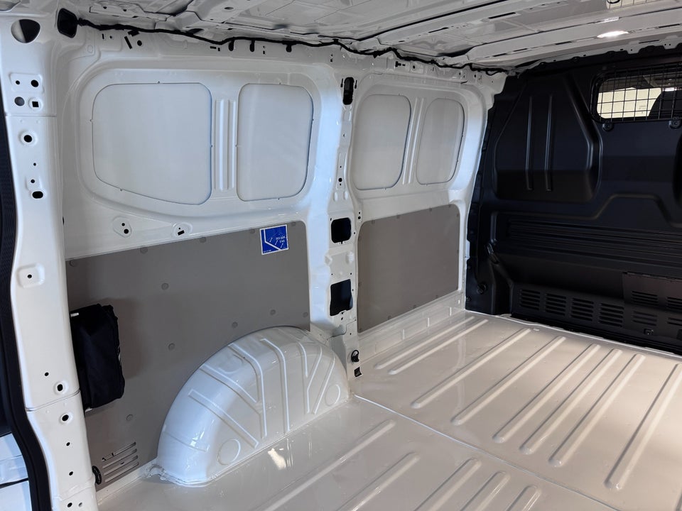 VW e-Transporter 64 Comfort Kassevogn SWB