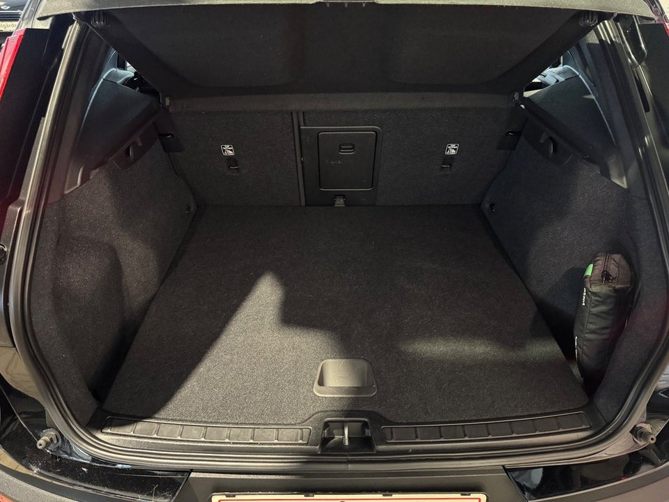 Volvo XC40 ReCharge Start 5d