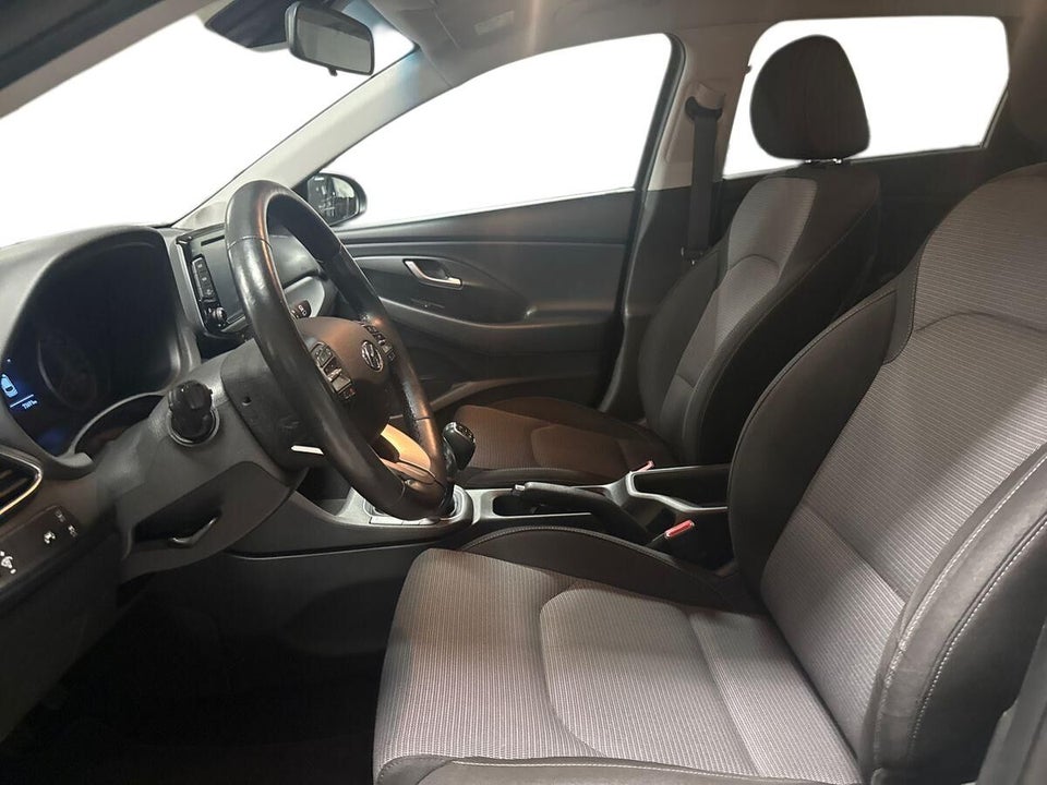 Hyundai i30 1,0 T-GDi Life Komfort stc. 5d