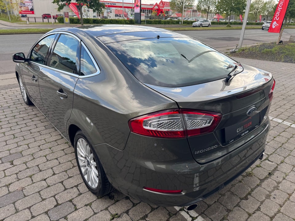 Ford Mondeo 2,0 SCTi 203 Titanium aut. 5d