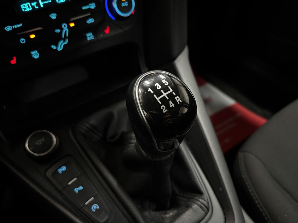 Ford Focus 1,0 SCTi 100 Titanium stc. 5d