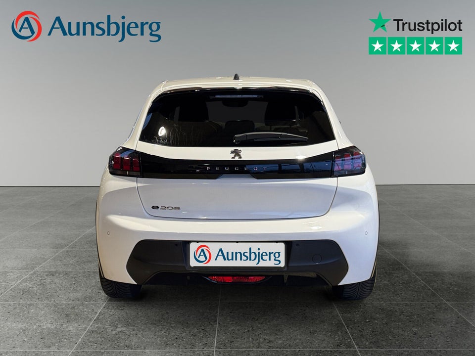 Peugeot e-208 50 Active 5d