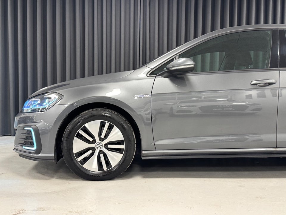 VW Golf VII 1,4 GTE DSG 5d
