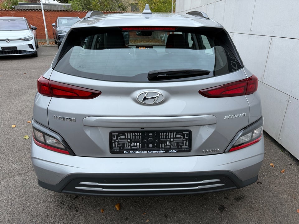 Hyundai Kona 39 EV Essential 5d