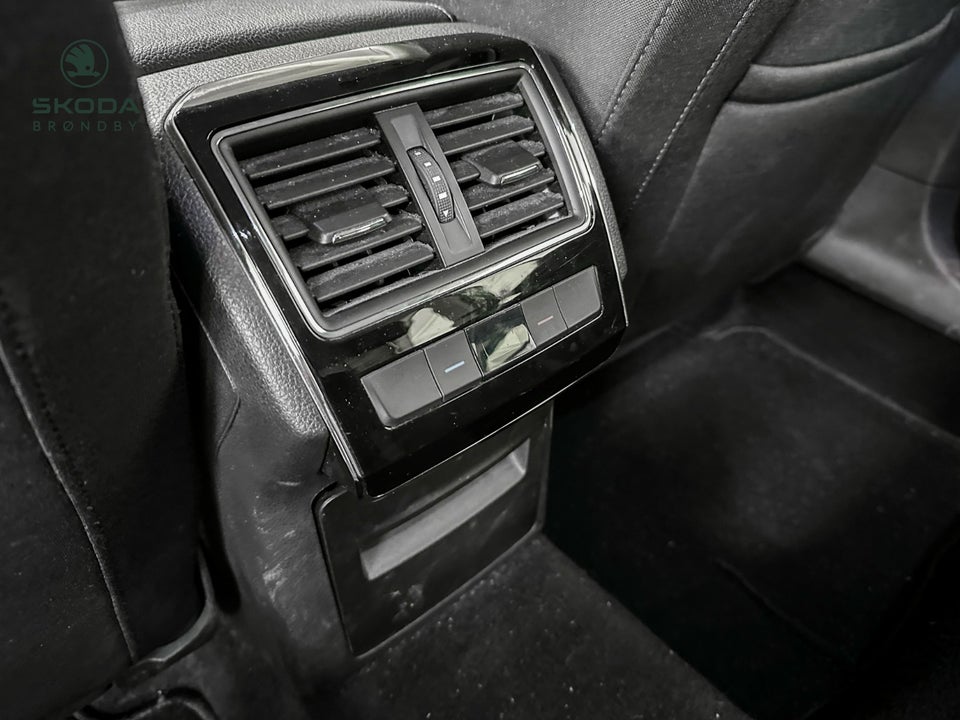 Skoda Superb 1,4 TSi iV Plus Combi DSG 5d