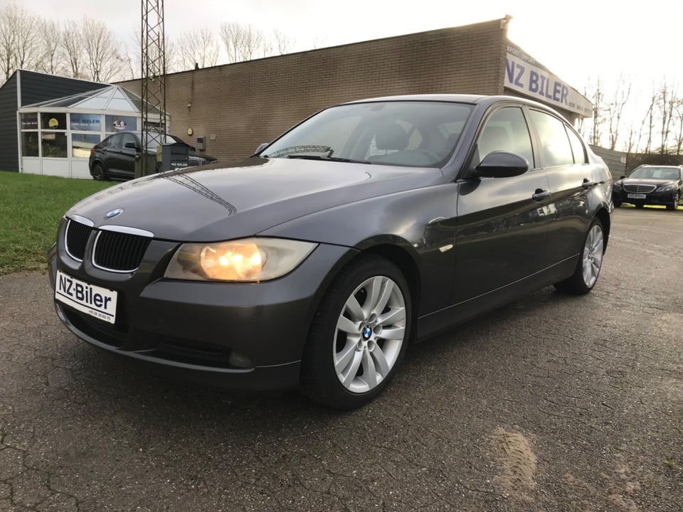 BMW 318i 2,0  4d