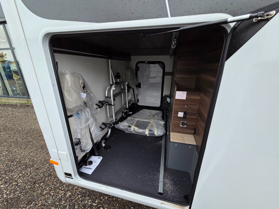 Laika Ecovip 2,2 L4009 DS aut. 3d