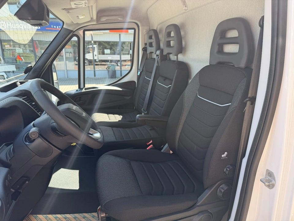 Iveco Daily 2,3 35S16 4100mm Lad AG8 2d