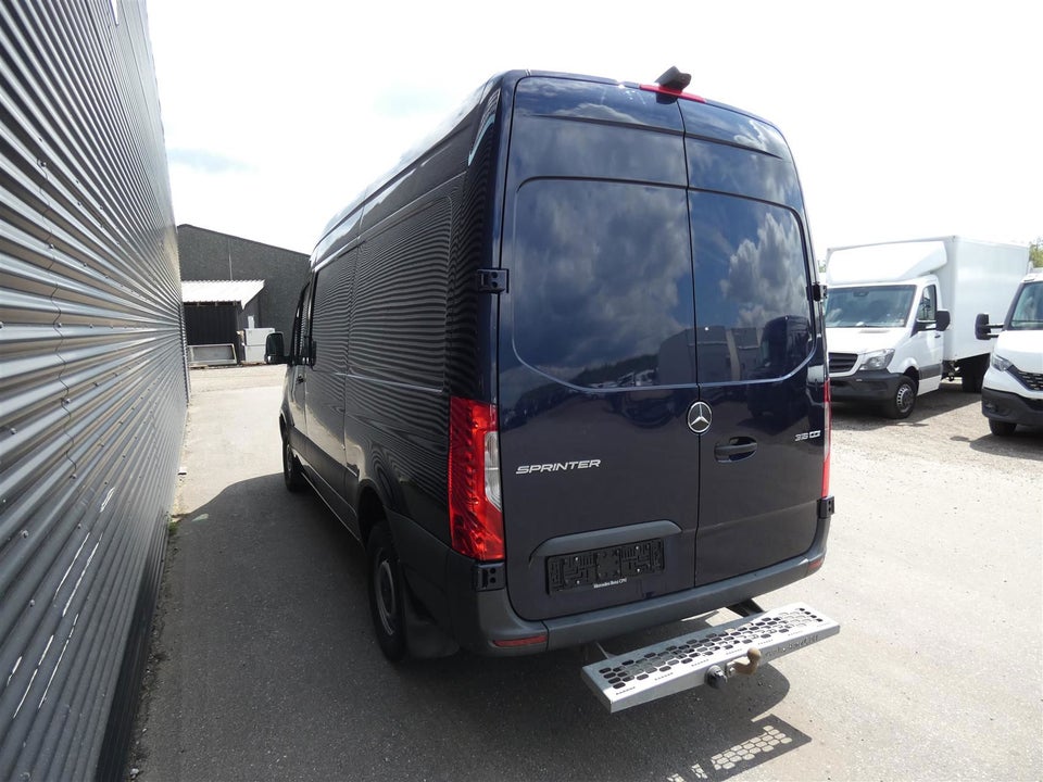 Mercedes Sprinter 316 2,2 CDi A2 Kassevogn aut. RWD