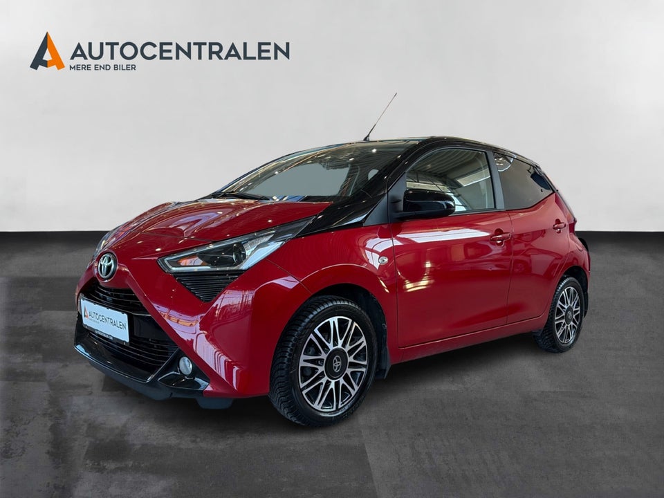 Toyota Aygo 1,0 VVT-i x-clusiv x-shift 5d