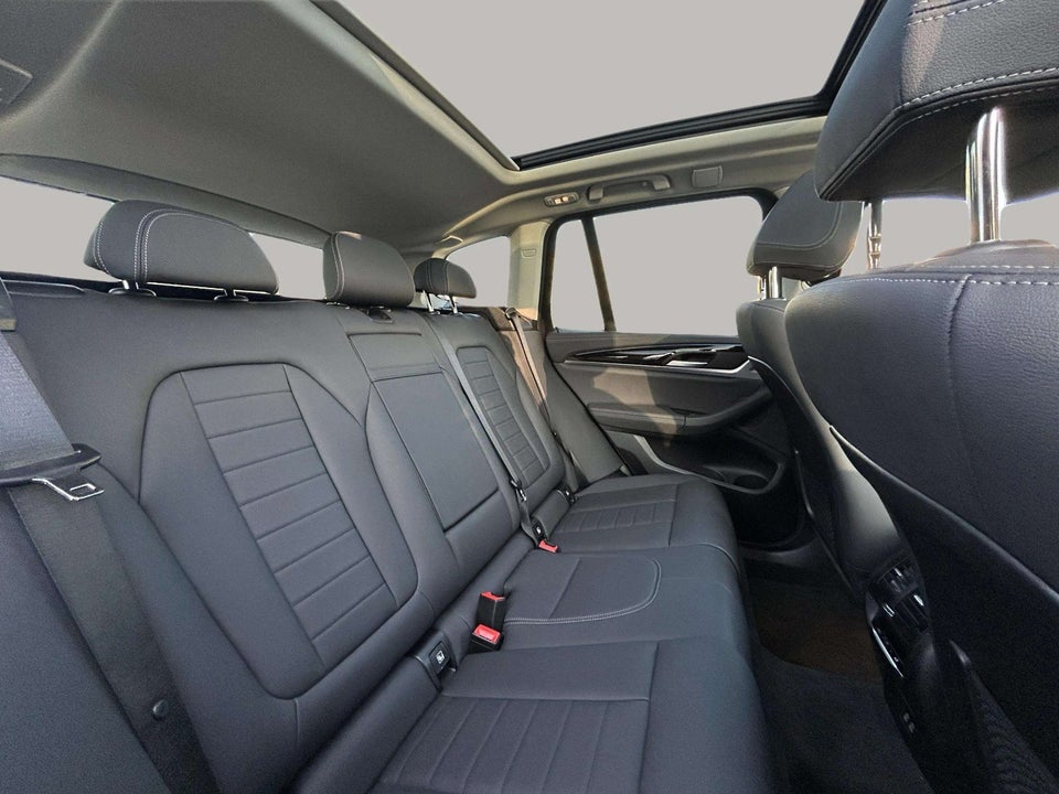 BMW iX3 Charged Plus 5d