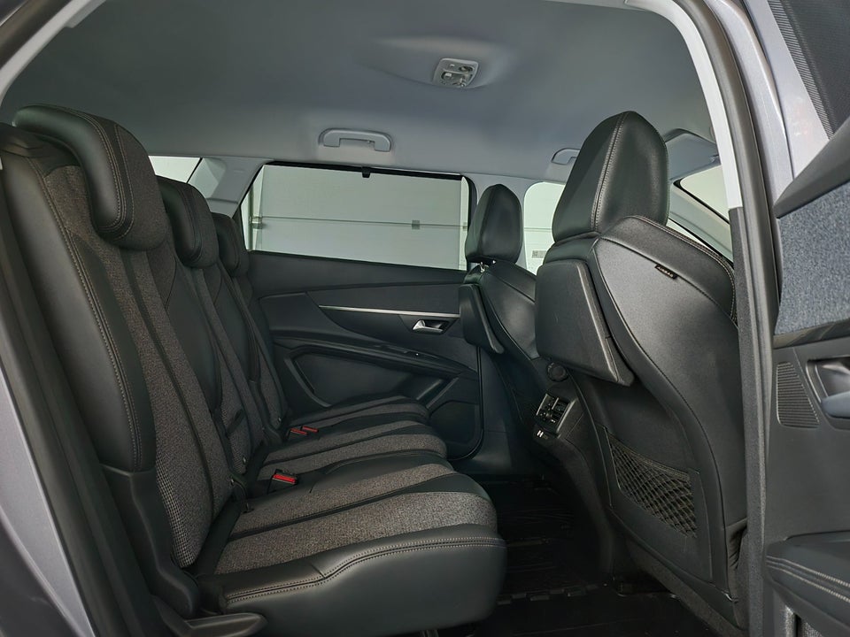 Peugeot 5008 1,2 PureTech 130 Allure EAT8 7prs 5d