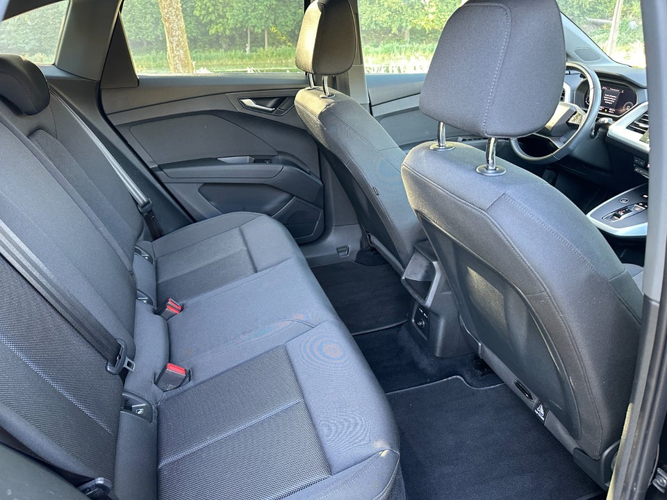 Audi Q4 e-tron 35 Sportback 5d