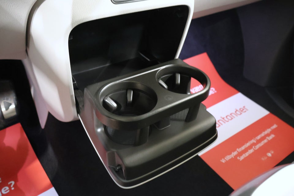 VW ID.Buzz 77 Pro SWB 5d