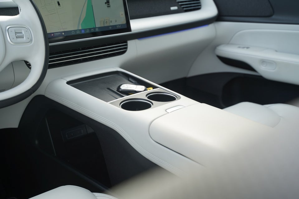 Xpeng G6 Standard Range 5d