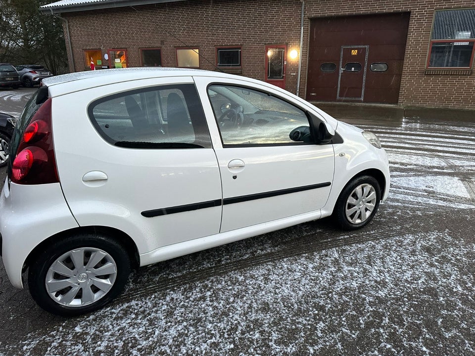 Peugeot 107 1,0 Cool 5d