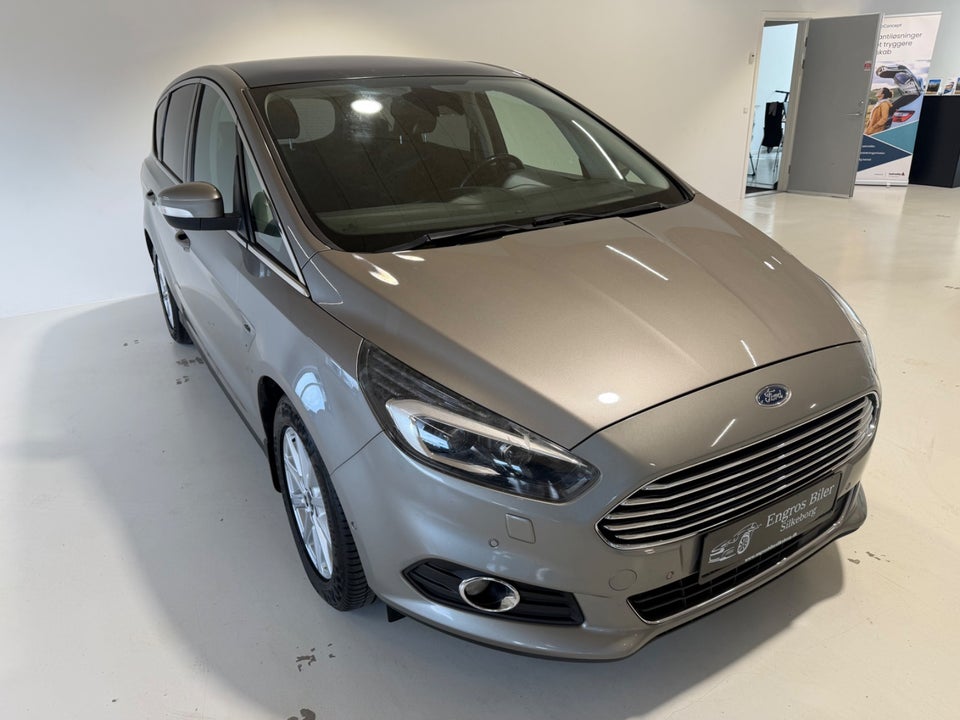Ford S-MAX 2,0 TDCi 180 Titanium aut. 5d