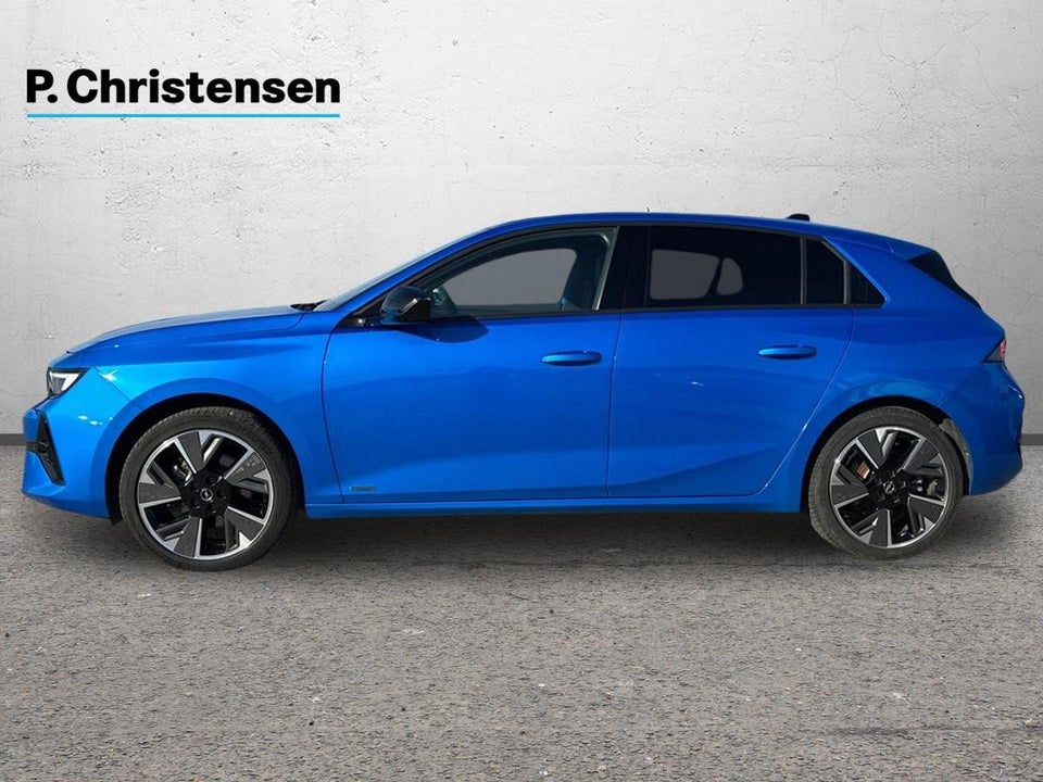 Opel Astra-e 54 Ultimate 5d