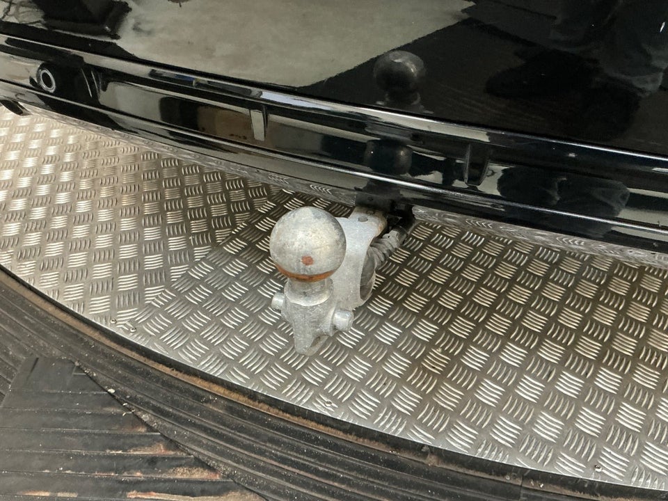 Volvo XC90 2,0 T8 ReCharge R-Design aut. AWD 7prs 5d