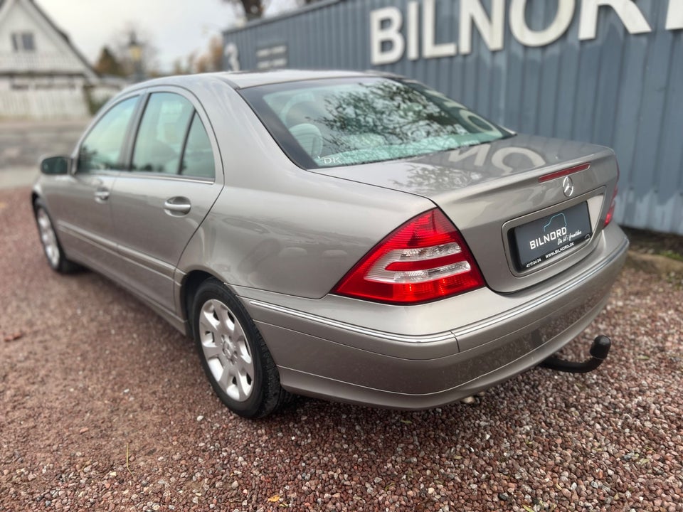 Mercedes C200 1,8 Kompressor Elegance aut. 4d