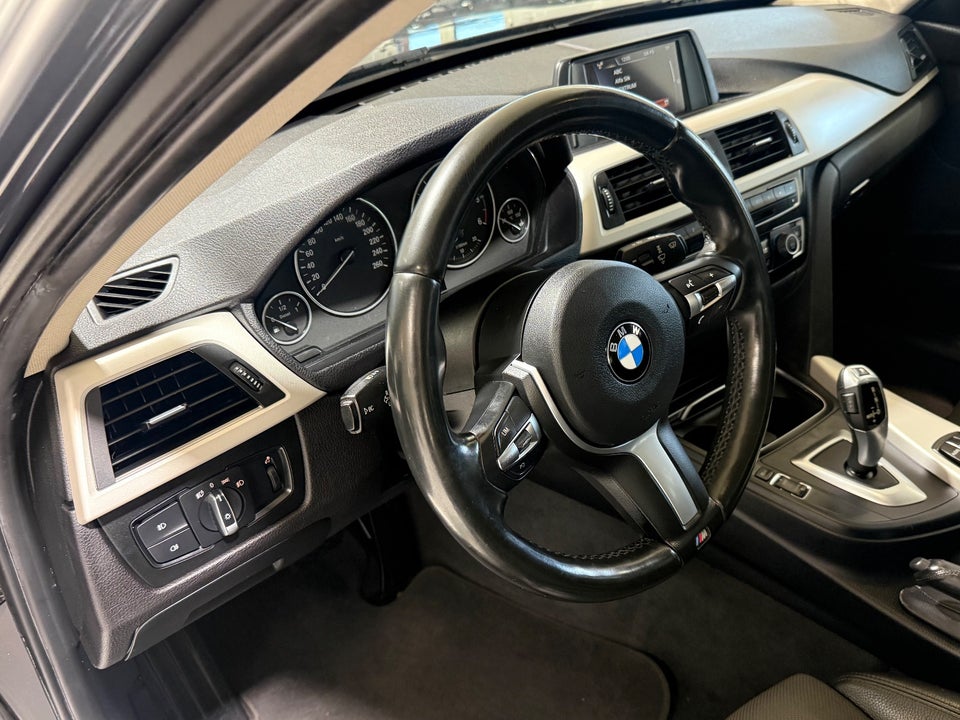 BMW 320d 2,0 Touring aut. 5d