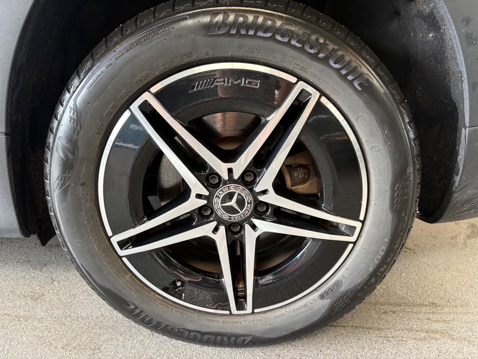 Mercedes EQB250 AMG Line 5d