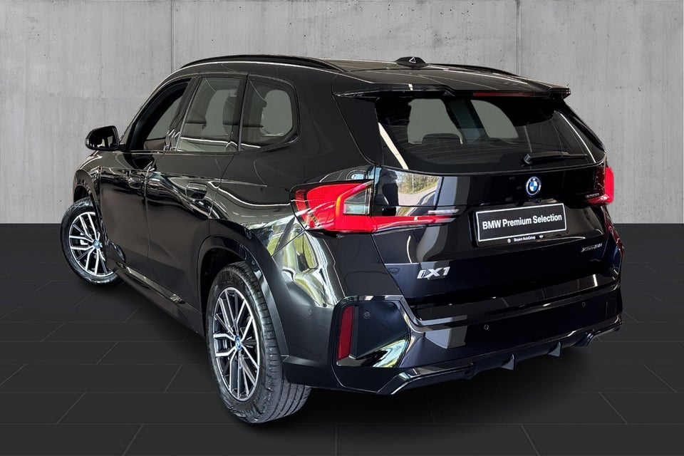 BMW iX1 xDrive30 M-Sport 5d