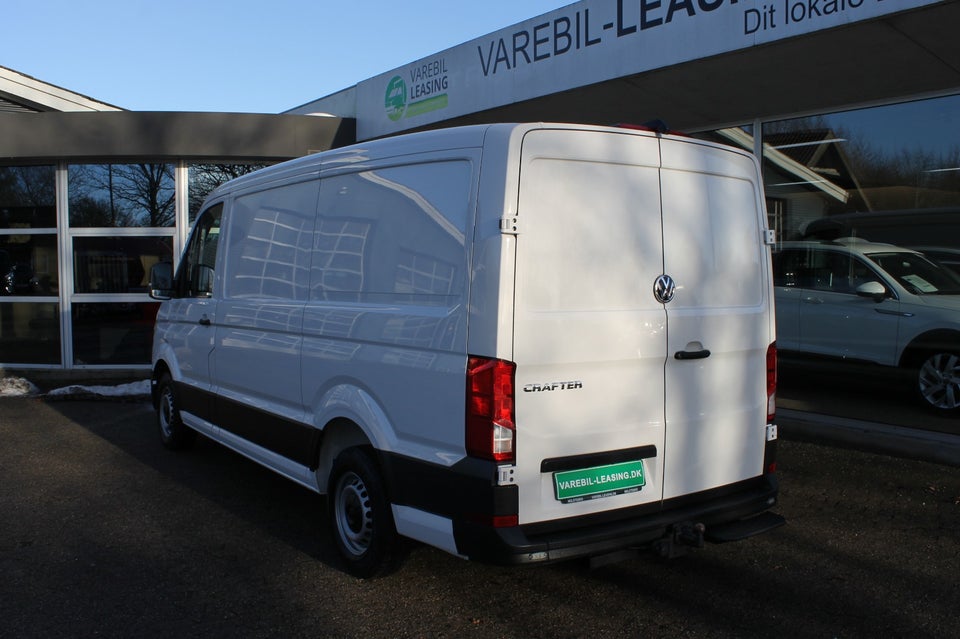 VW Crafter 35 2,0 TDi 140 Kassevogn L3H2 aut.