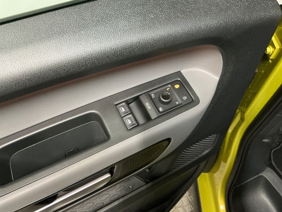 VW ID.Buzz 86 Pro 7prs LWB 5d