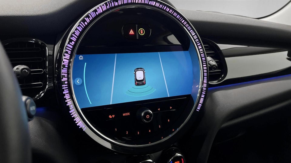 MINI Cooper SE Essential 3d