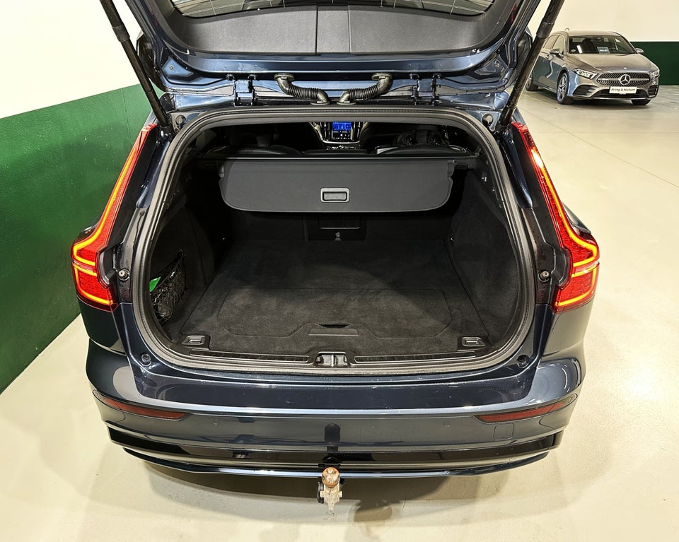 Volvo V60 2,0 T6 ReCharge Plus Dark aut. AWD 5d