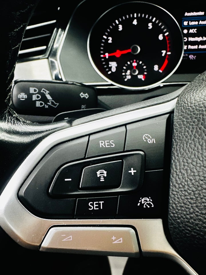 VW Passat 1,5 TSi 150 Elegance Variant DSG 5d