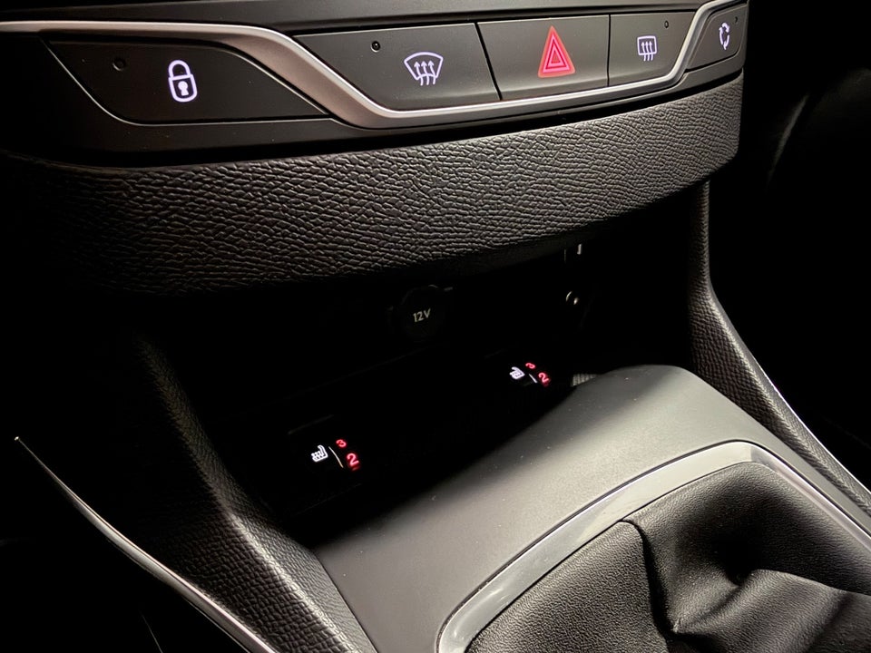 Peugeot 308 1,6 e-THP 205 GT 5d