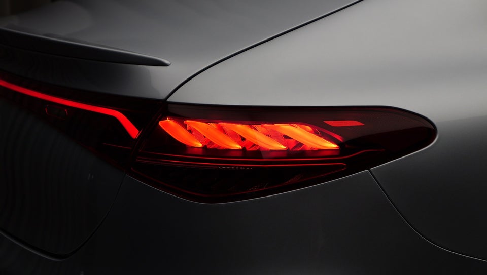 Mercedes EQE350+ AMG Line 4d