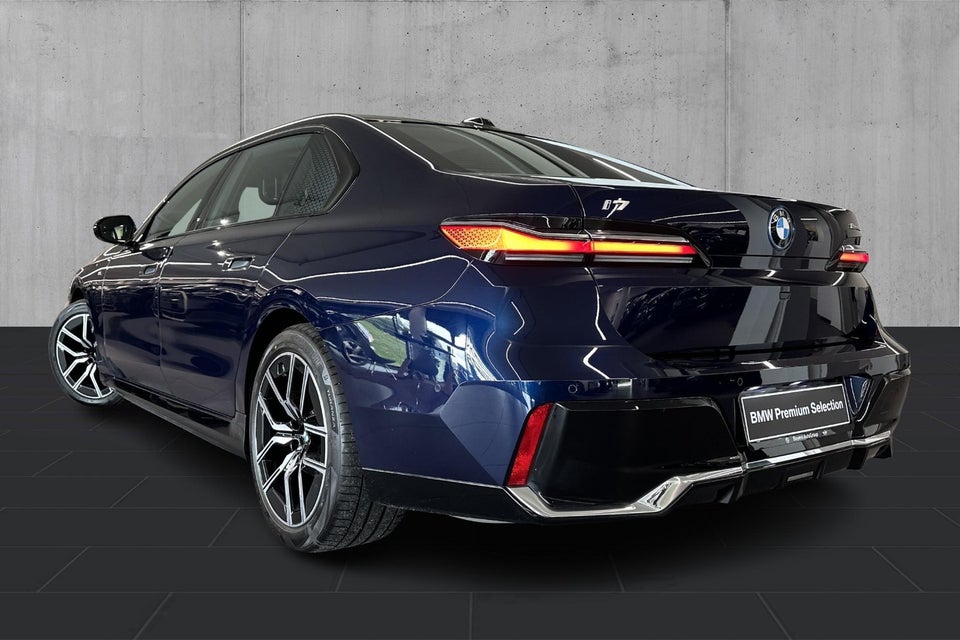 BMW i7 eDrive50 M-Sport 4d