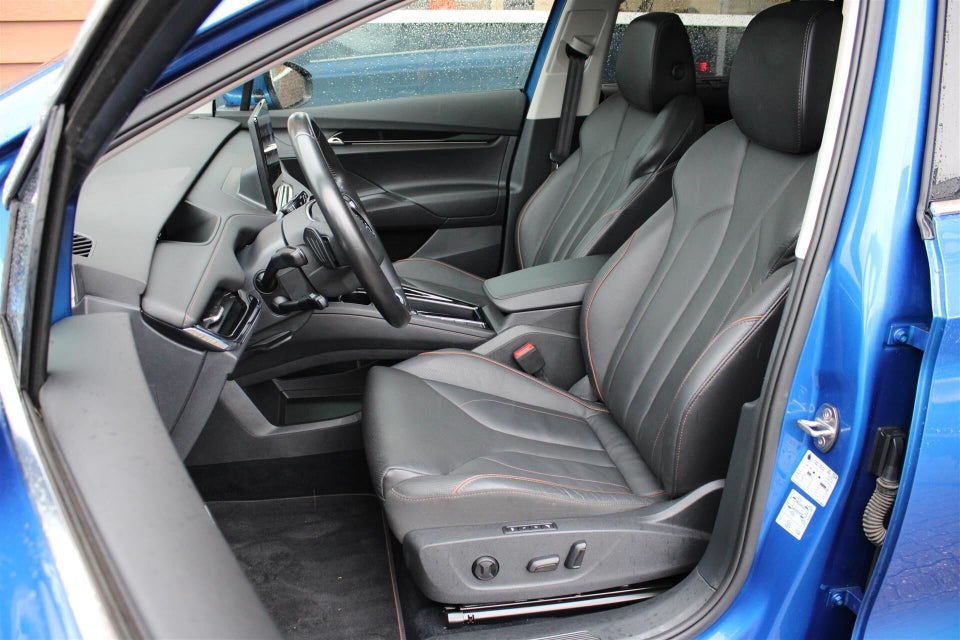 Skoda Enyaq 80 iV Suite 5d