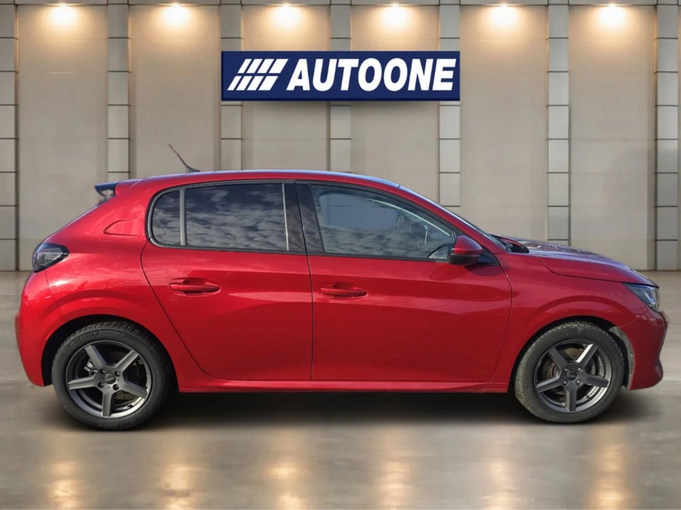 Peugeot 208 1,2 PureTech 100 Allure Sky 5d