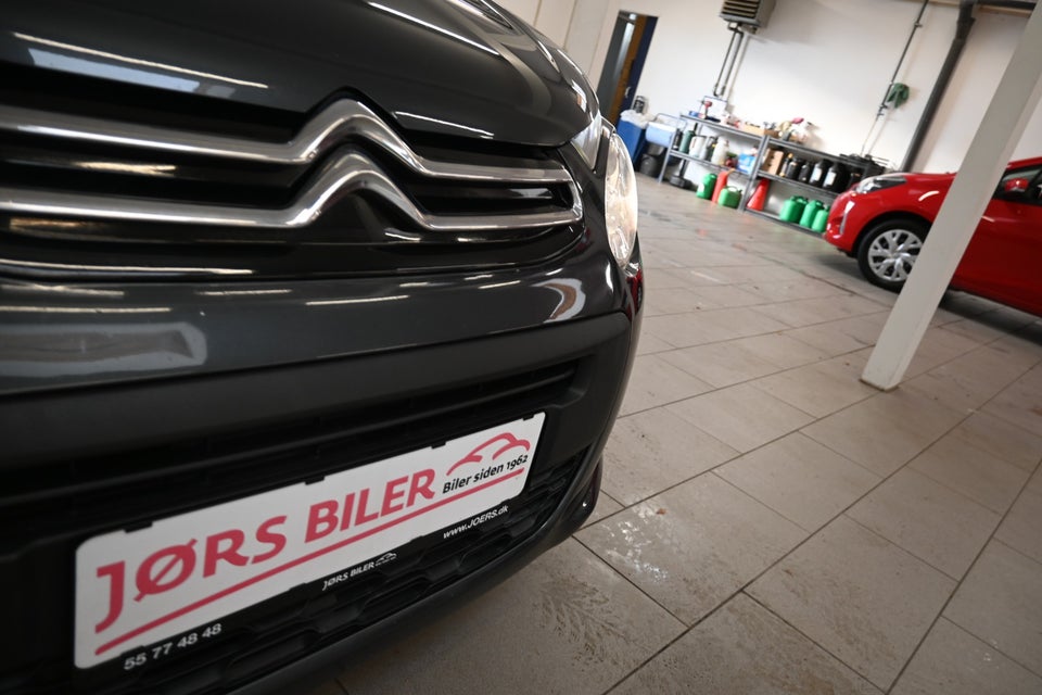 Citroën C1 1,0 VTi Attaque 5d