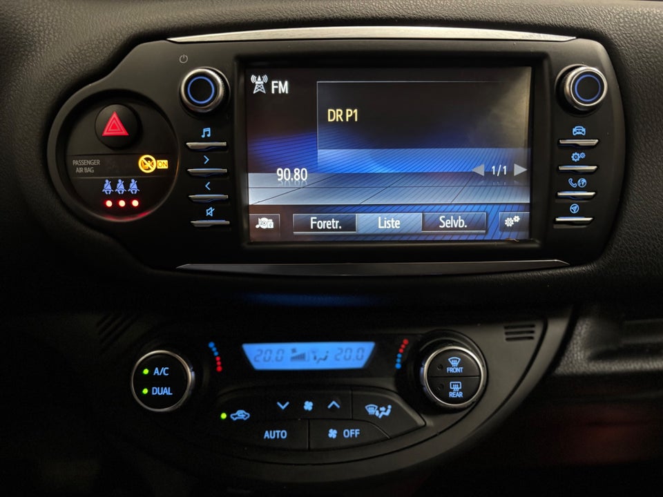 Toyota Yaris 1,5 Hybrid H3 Limited e-CVT 5d