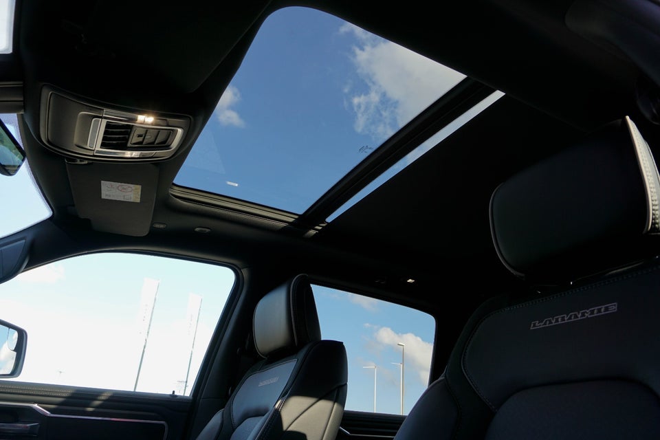 Dodge RAM 1500 3,0 Laramie Premium Night aut. 4d